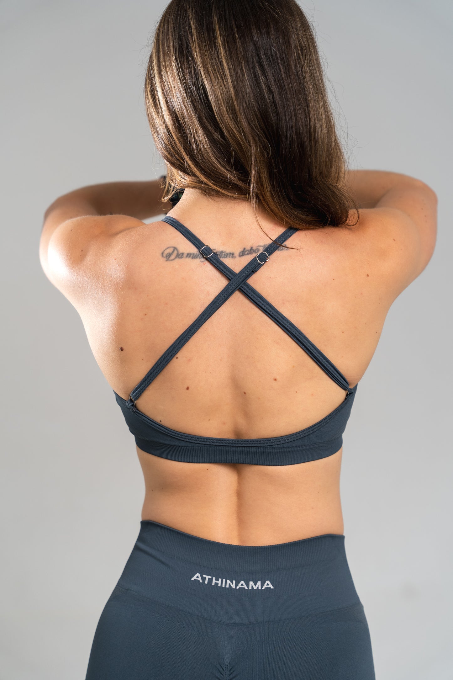 Top Seamless Back Cross